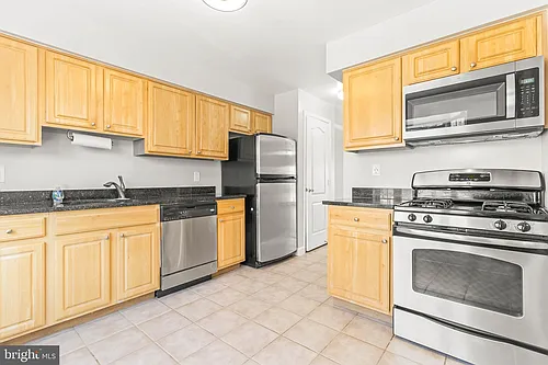 3842 Chesterwood Dr #3842 Photo 1