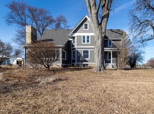 1615 Ulao PARKWAY S S, Grafton, WI 53024