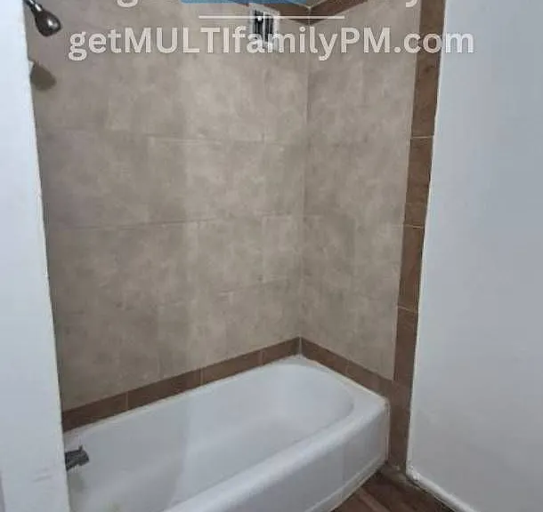 8407 E Coronado Rd #4 — Photo 13