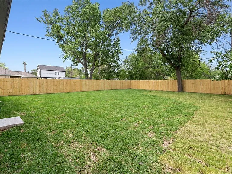 1026 Junell St #A — Photo 22