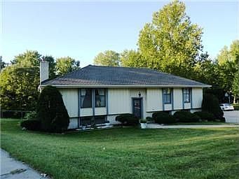 1st image of 1505 NE 73rd Ter