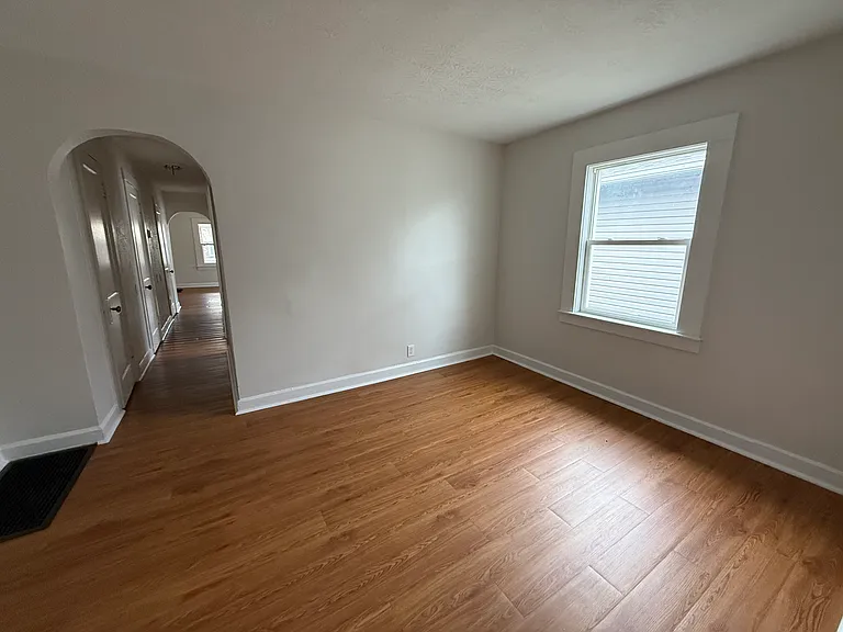 705 S Keystone Ave #705 — Photo 4