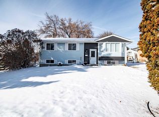 45 Sherwood Cres, Red Deer, AB T4N0A5