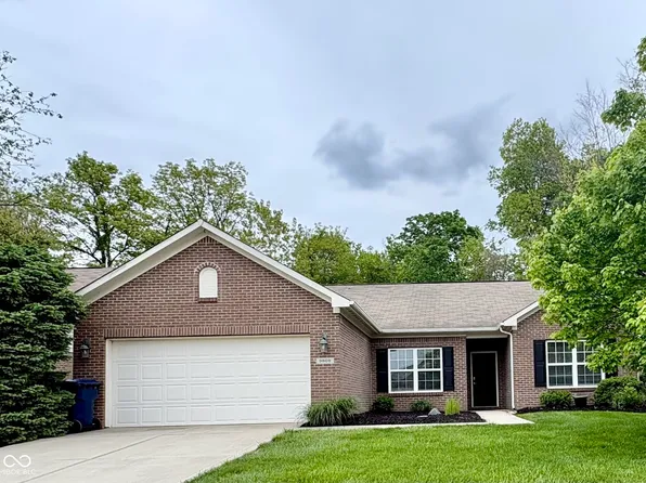 9809 Brook Wood Dr, McCordsville, IN 46055