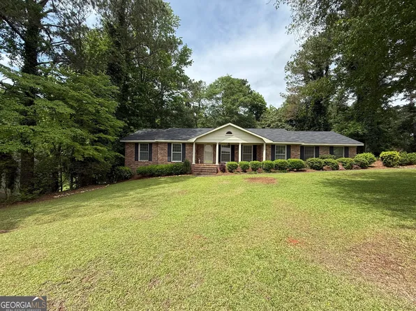 210 N Chilton Cres, Lagrange, GA 30240