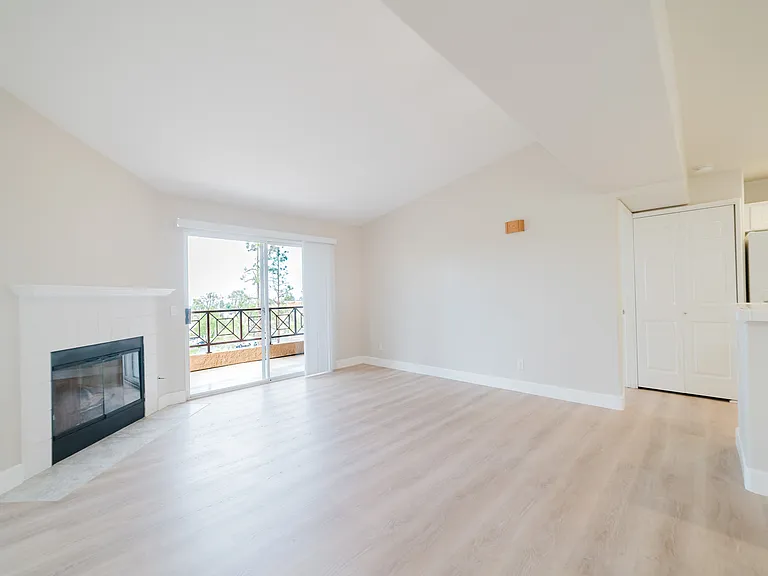 7001 Ballena Way #32 — Photo 3