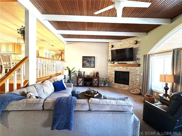 6620 E Lake Point Dr #25, Osage Beach, MO 65065