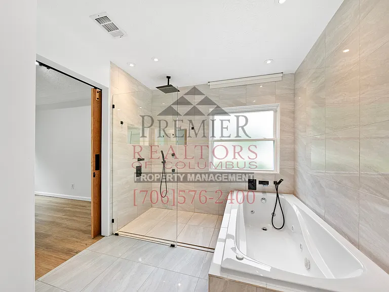 2250 Rock Springs Ct — Photo 24