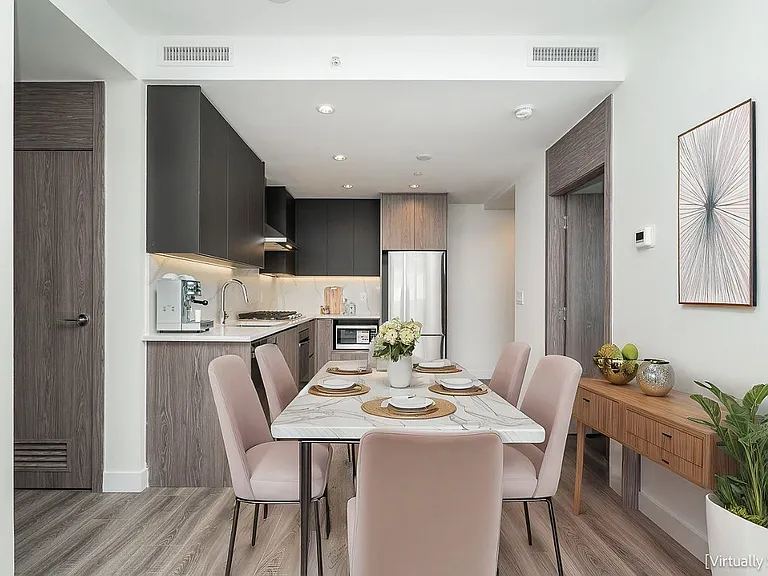 10750 135a St #4205 — Photo 13