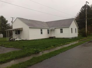187 Ohio Ave, Rainelle, WV 25962