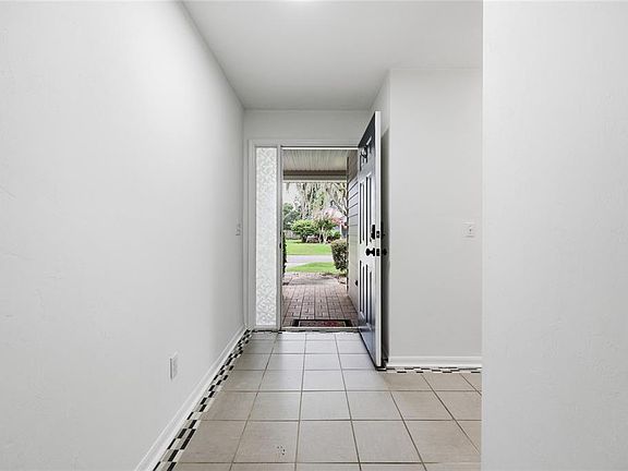 5th image of 7106 NW 121ST AVENUE