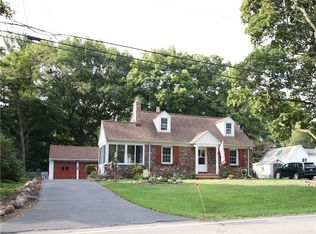5 Holmes Rd, Rochester, NY 14626