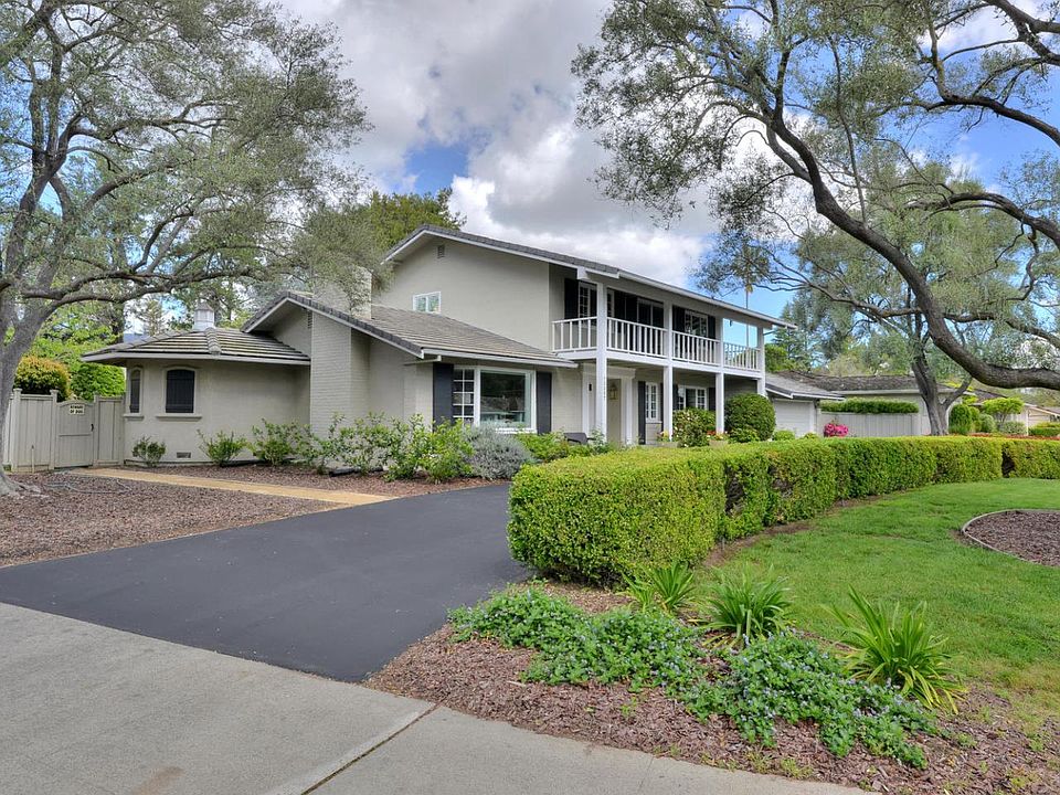 1st image of 13357 Via Madronas Dr