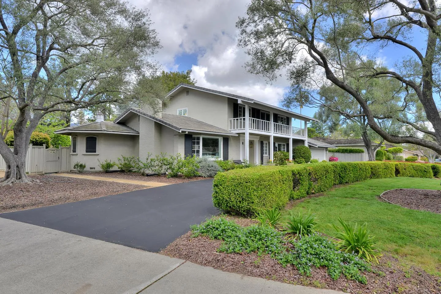13357 Via Madronas Dr photo 1