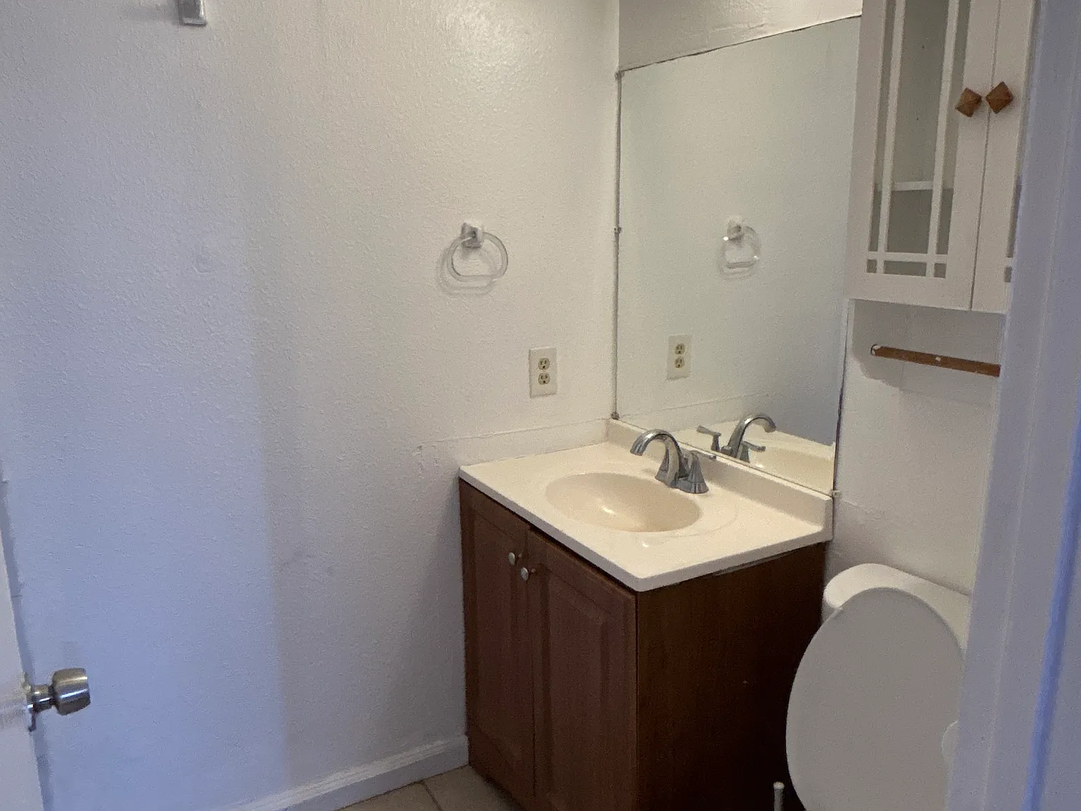2 bed, 800 sqft, $1,500 — Photo 2