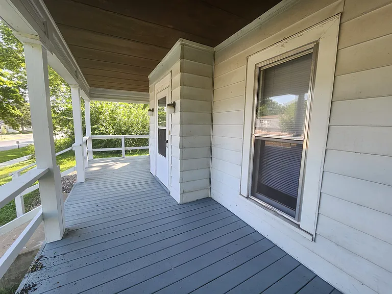 223 Broadway St — Photo 18