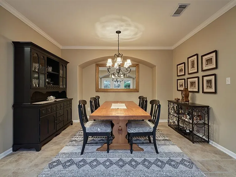 43 S Longsford Cir — Photo 4