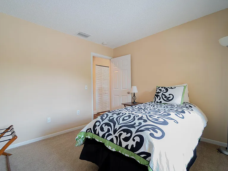 13095 Belhaven Ct #12 — Photo 15