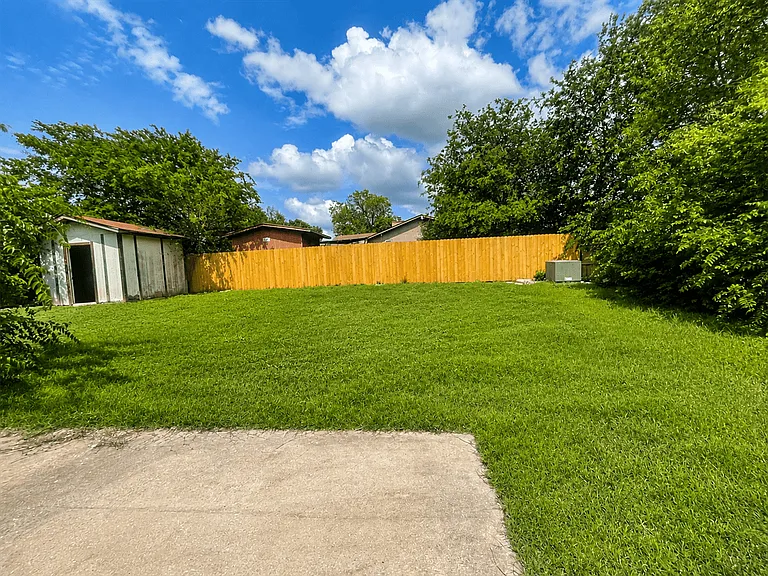 1034 Ericson Dr — Photo 24