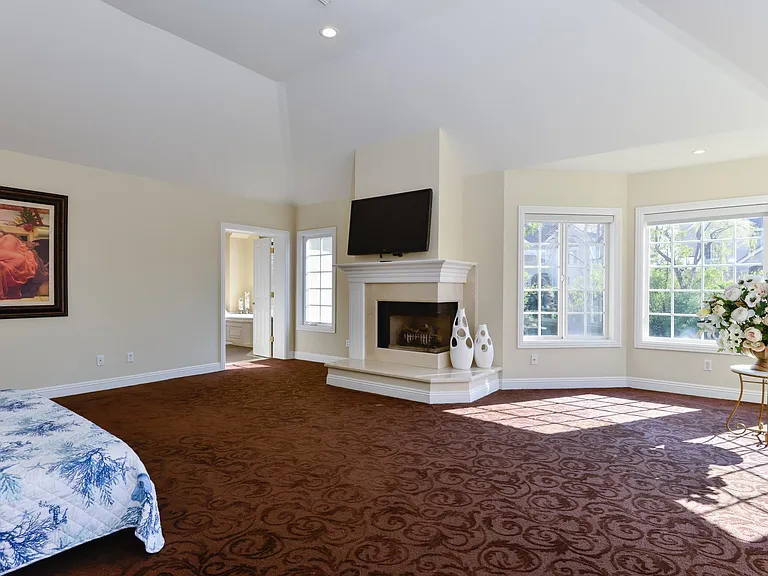 768 Forest Green Dr — Photo 16