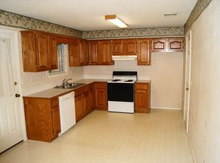 800 Michael St, Centerton, AR 72719