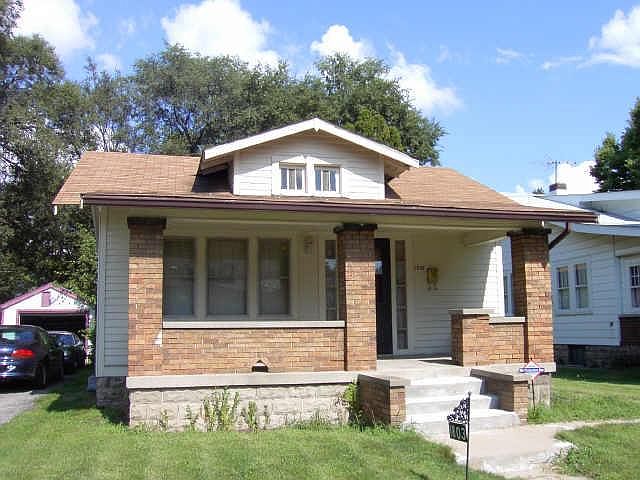 1st image of 1803 N Winfield Ave