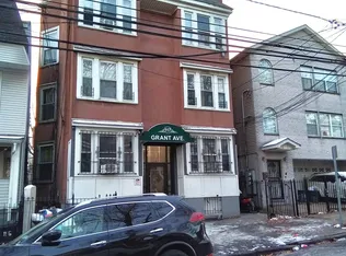 117 Grant Avenue image 1 of 23