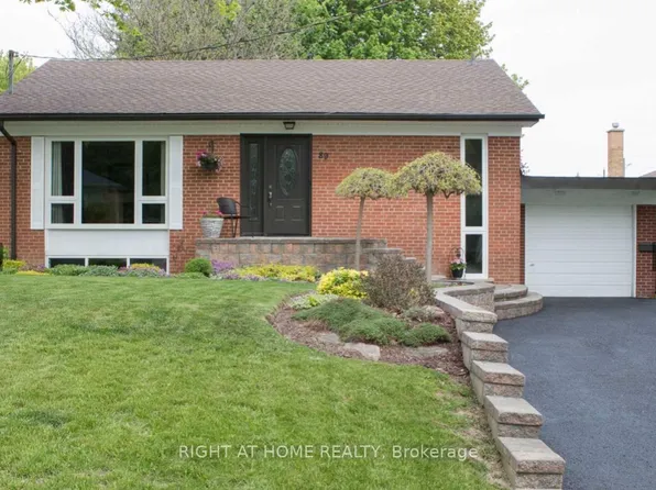 89 Monkswood Cres, Newmarket, ON L3Y 2J9