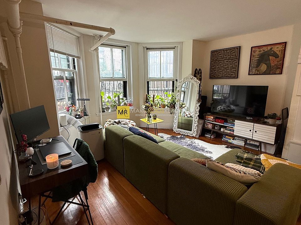 1st image of 457 Beacon St #10A