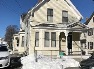14 Bourne St, Lowell, MA 01852