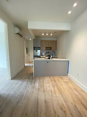 Rented by Nooklyn NYC LLC | media 68