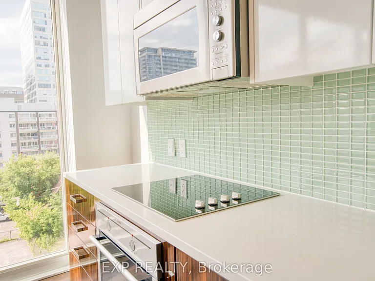300 Lisgar St #603 — Photo 35