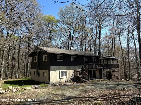 97 Norton Dr, Gouldsboro, PA 18424