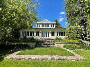 34837 W Fairview Rd, Oconomowoc, WI 53066