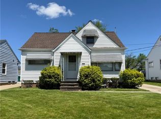 20607 Donnybrook Rd, Maple Heights, OH 44137