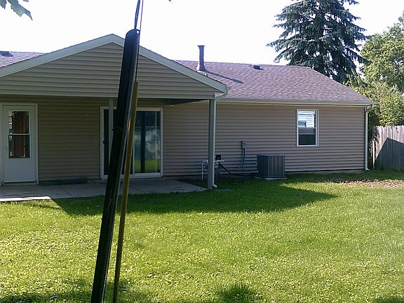 3rd image of 1537 Normandy Dr