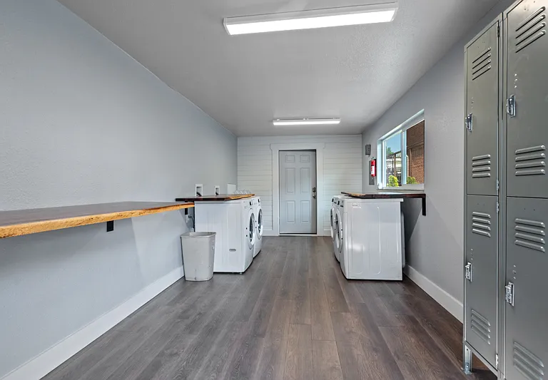 1570 Lander St — Photo 11