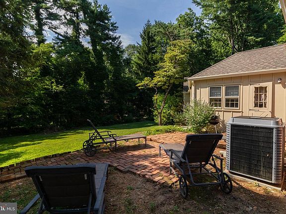 5th image of 2304 Marlyn Dr