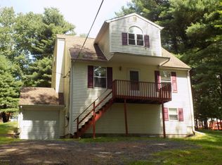 188 Alpine Lake Rd, Henryville, PA 18332