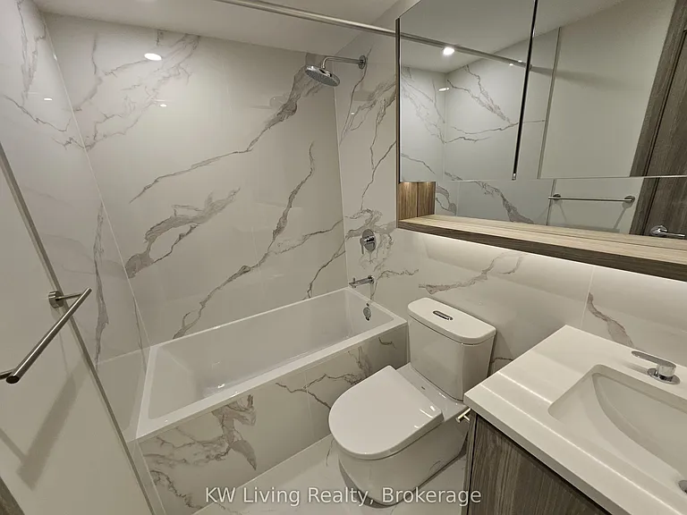 68 Esther Shiner Blvd #556 — Photo 21