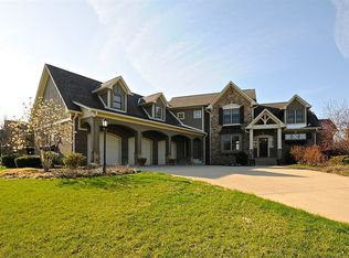 14399 Waterway Blvd, Fishers, IN 46040