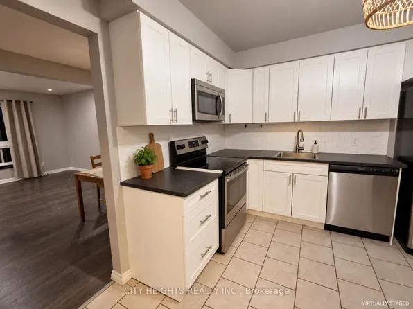 89 Highview Ave E #14, London, ON N6C 5V6