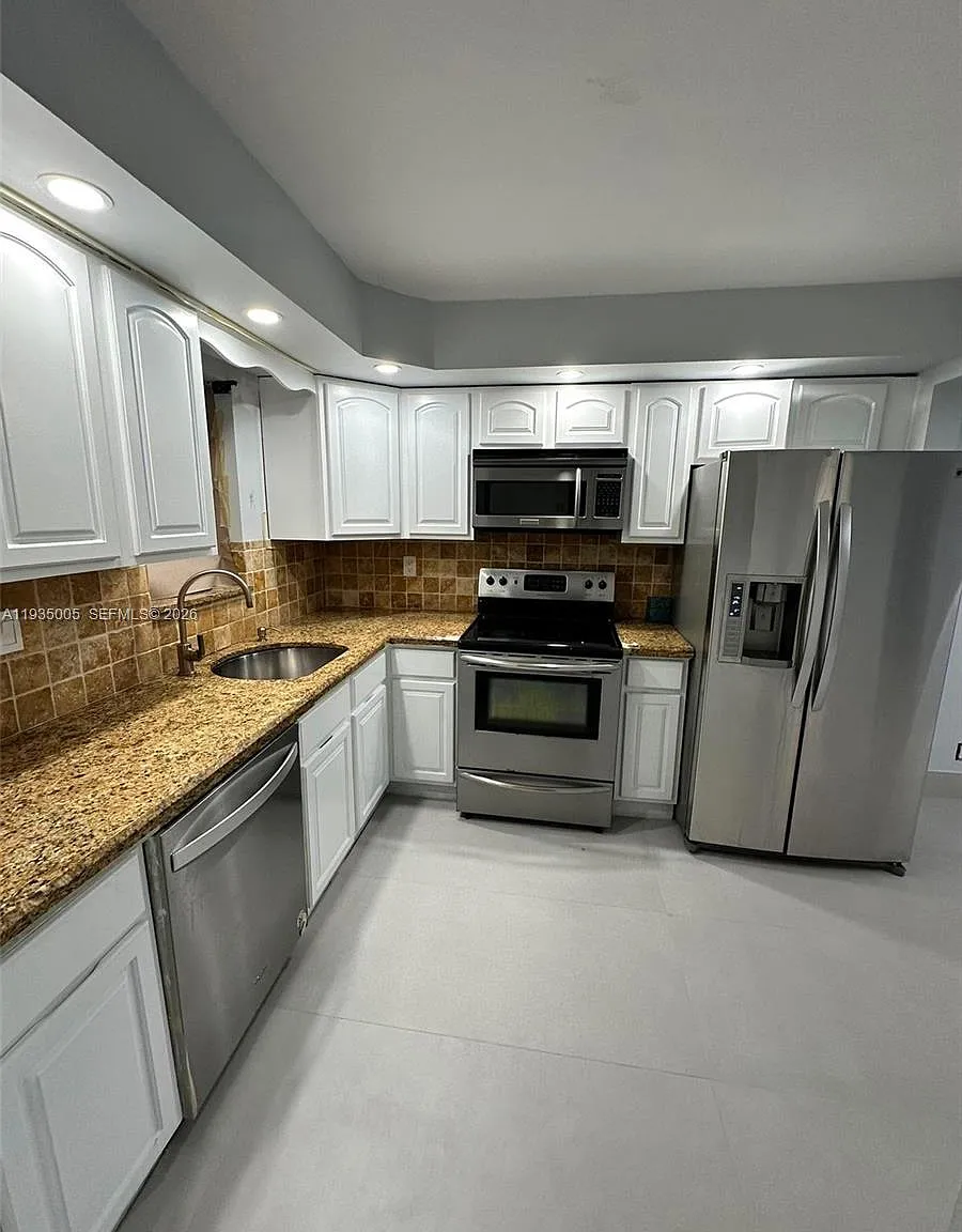 Isle Of Sandalfoot Condo — Photo 4