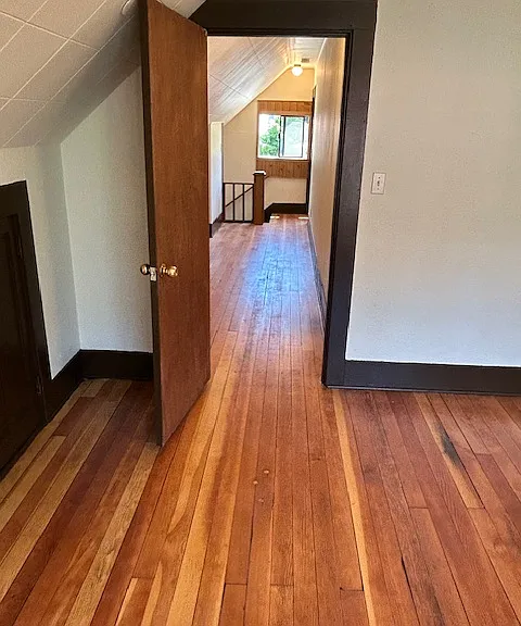 1116 Commercial St — Photo 18