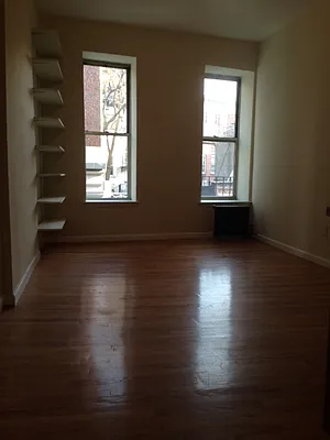 Rented by Landmark Real Estate | media 21