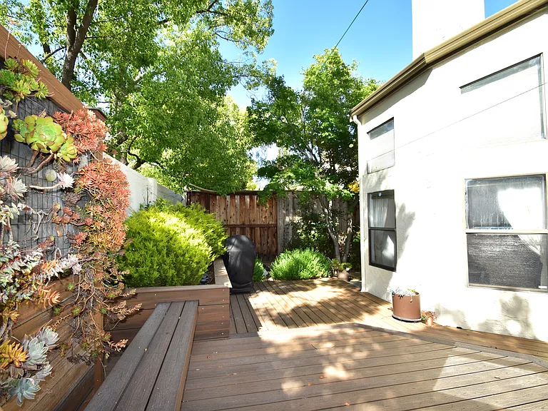 4614 Corrida Cir — Photo 17