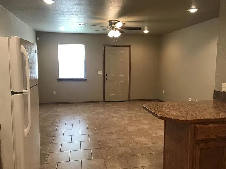 1524 N Kennedy Ln — Photo 5