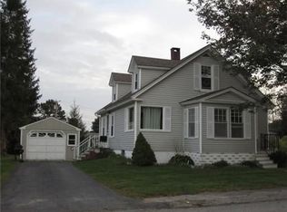 18 Lemont St, Bath, ME 04530