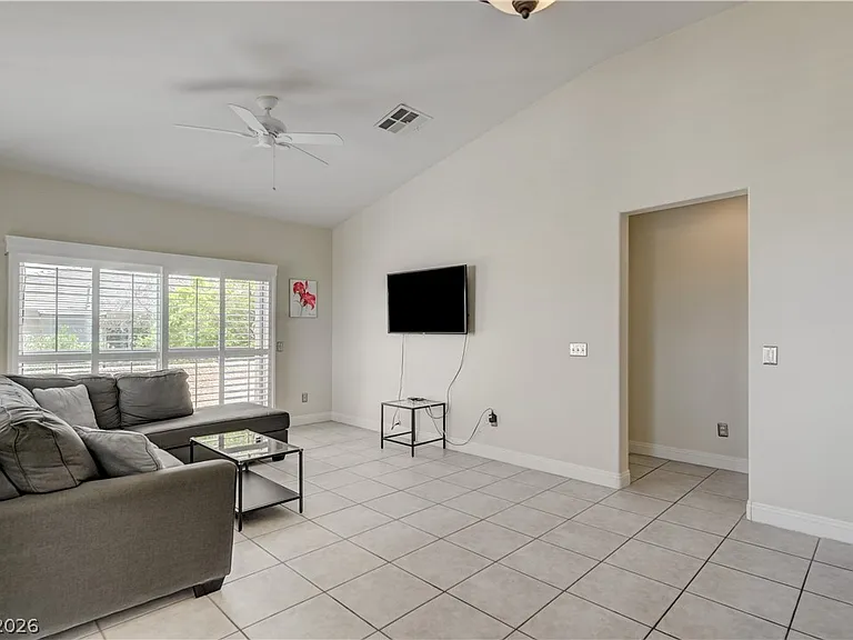 804 Peachy Canyon Cir #201 — Photo 6