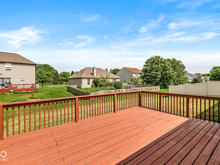 2747 Foxbriar Pl — Photo 27